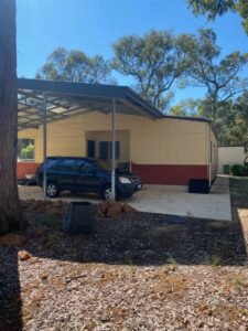 Coolbardie House, Jarrahdale Accommodation, Driveway